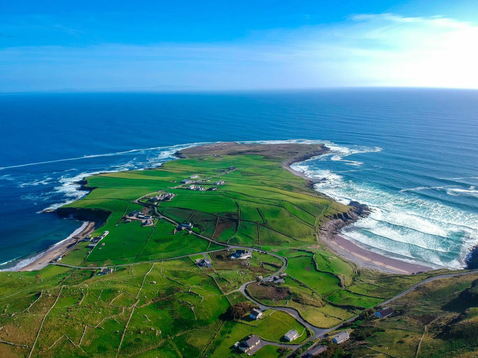 Kilcar Lodge Екстериор снимка